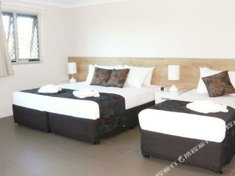 BEST WESTERN CASTLE LODGE MOTEL - Stayed 4