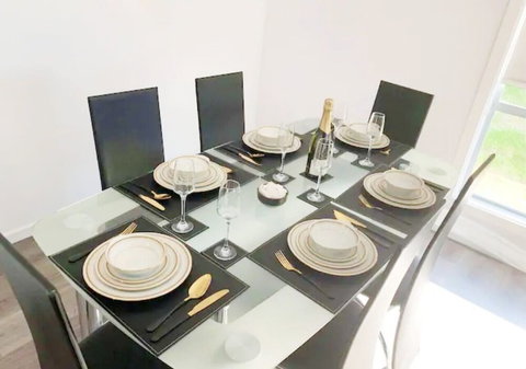 Brand New Home - 10min To Beach & Torquay - Stayed 4