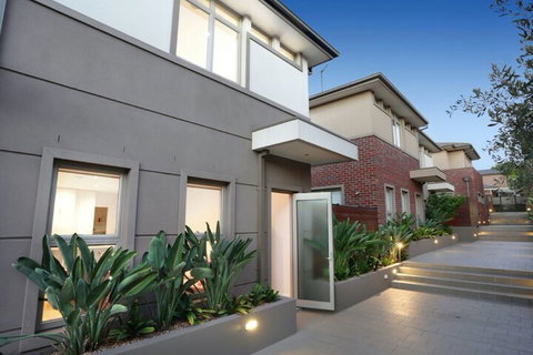 Kew Luxurious Townhouse - Stayed 1