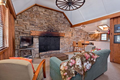 Crackenback Cottage 1884 - Stayed 3