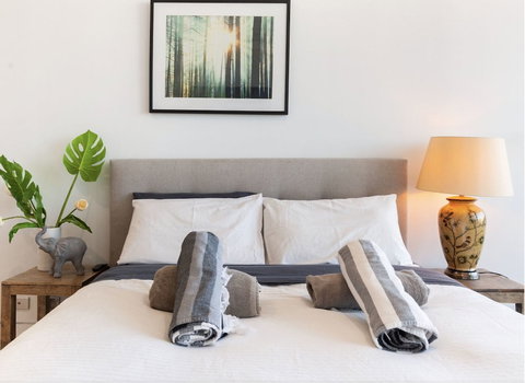 Bellevue Hill Designer - Stays Accommodation 6