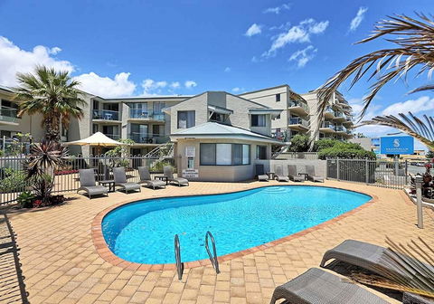 Scarborough Beach Front Resort Shell 13 - Stayed 3
