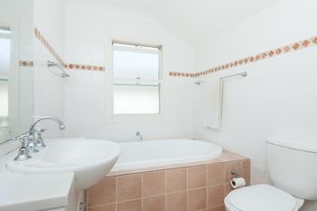 SYDNEY FAMILY HOME WITH POOL H344 - Stayed 1