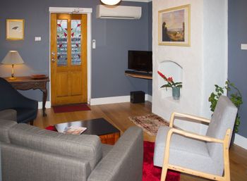 Heritage Listed Georgian Cottage - Stayed 0