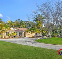 BEACHSIDE HIDEAWAY BONNY HILLS - Stayed