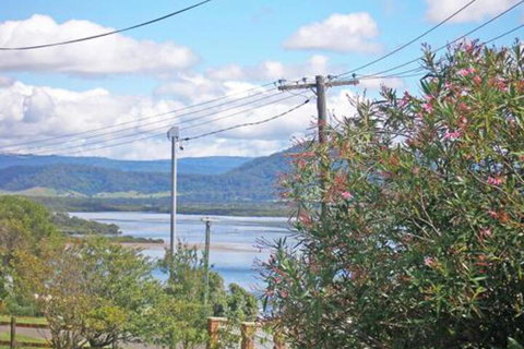 Water View House At Orient Point - Stays Accommodation 7