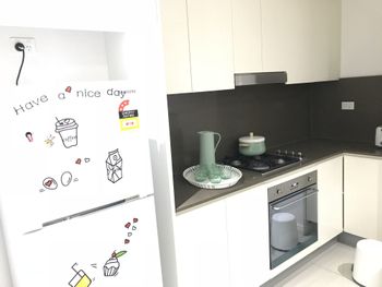 Chic & Cosy Apartment Near Airport & CBD - Stays Accommodation 5