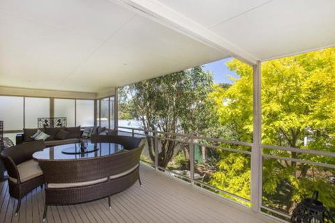 BAROONA By THE BEACH - Stays Accommodation 0