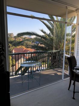 North Sydney Art Bed & Breakfast - Stayed 4