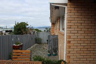 Newly Renovated Unit Waters Edge - Stayed 2