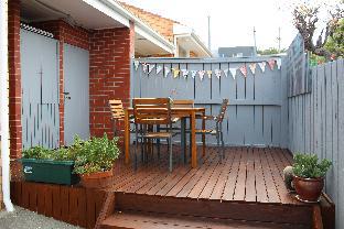 Newly Renovated Unit Waters Edge - Stayed 3