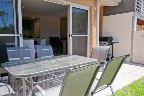 K Bay 6 Town House - Stays Accommodation 0