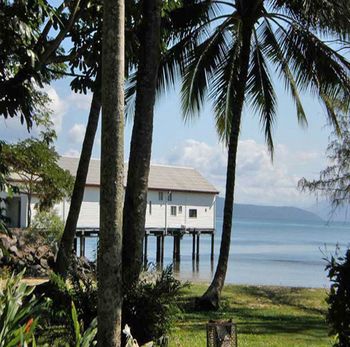 Port Douglas On Macrossan - Stayed 2
