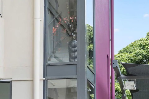 Eden By The Bay - Stayed 1