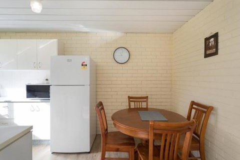 Apollo Unit 26 - Stayed 5