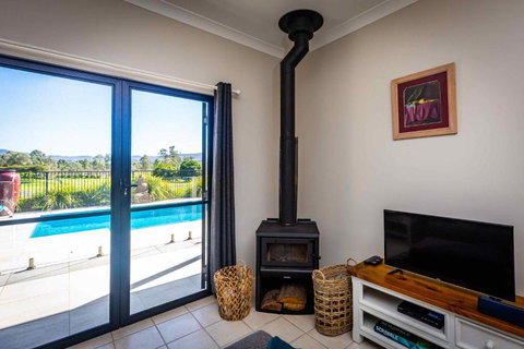 Mandalay Villas - Villa 2 - Stayed 6