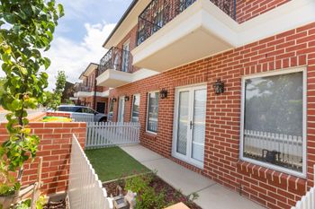 Brand New Townhouse - Stayed 0
