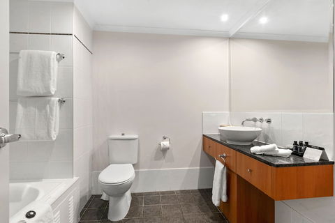 Poolside Apt In Alamanda Beachfront Resort 67 - Stayed 6