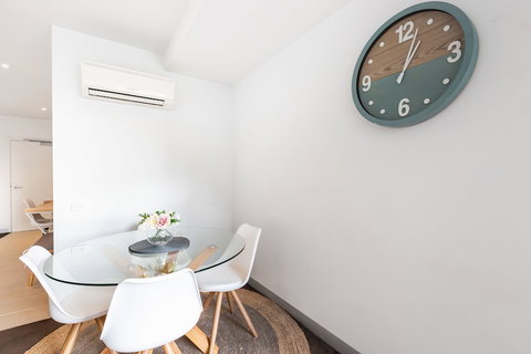 Ella, 1BDR Melbourne Apartment - Stayed 4