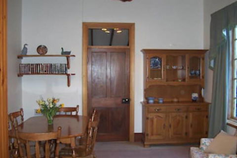 Cottage On Gunning - Stayed 3