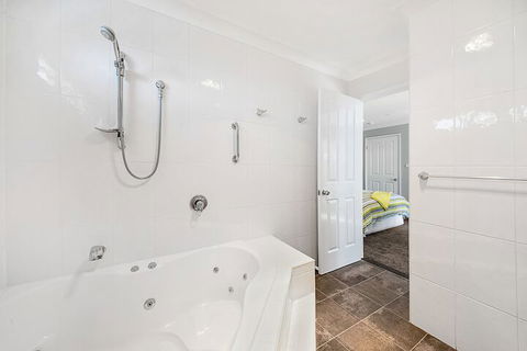 Forresters Beach Bed & Breakfast - Stayed 2