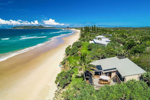 A PERFECT STAY - Moonstruck - Stayed 1