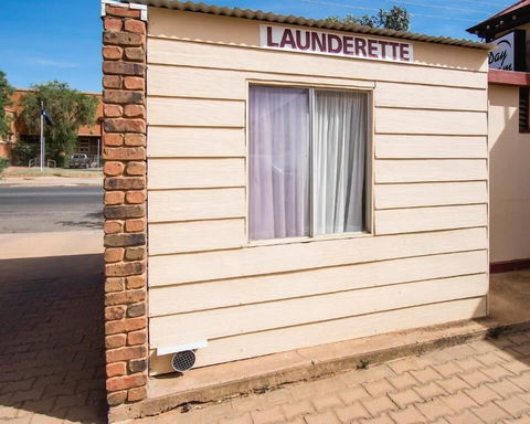 Daydream Motel And Apartments - Stays Accommodation 0