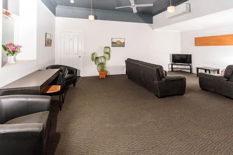 Daydream Motel And Apartments - Stays Accommodation 6