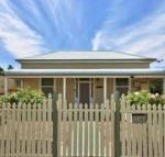 Maeville Cottage - Stays Accommodation