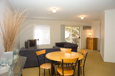 Carrington Gardens Apartments - Stayed 6
