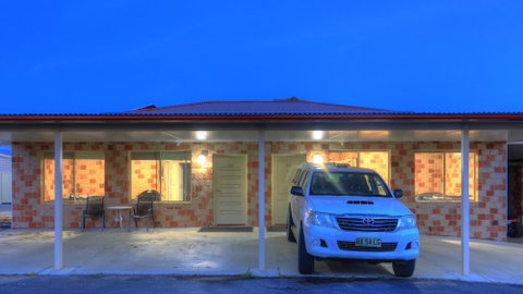 The Golfers Inn - Stays Accommodation 3