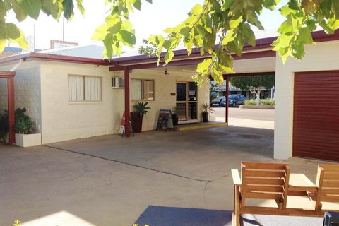 Longreach Motel - Stayed 3