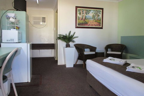 Longreach Motel - Stayed 7