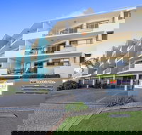 Kings Bay Apartments - Stayed