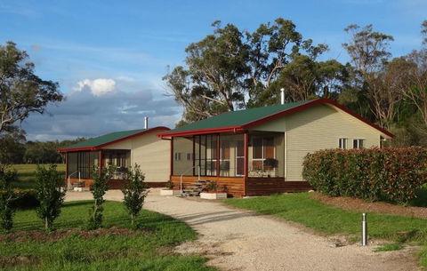 Maric Park Cottages - Stayed 6