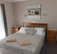 Lakes Entrance Country Cottages - Stayed