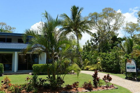 Apollo Jewel Beachfront Apartments - Stayed 4