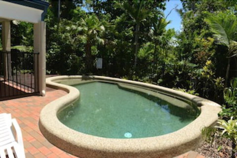 Apollo Jewel Beachfront Apartments - Stayed 5