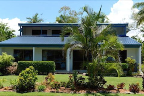 Apollo Jewel Beachfront Apartments - Stayed 3