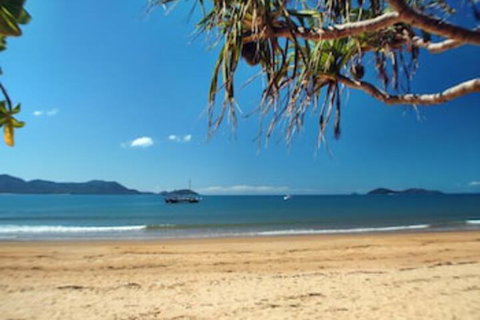 Apollo Jewel Beachfront Apartments - Stayed 0