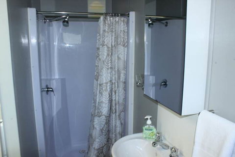 Dunk Island View Caravan Park - Stayed 6