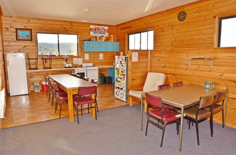 Bicheno Backpackers Hostel - Stays Accommodation 4