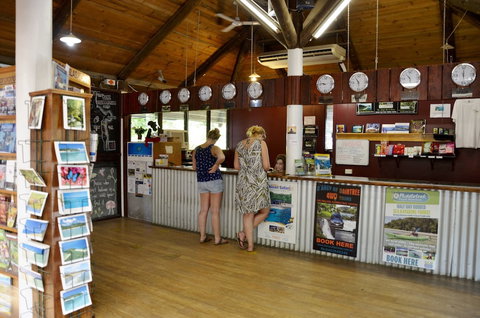 PKs Jungle Village - Hostel - Stays Accommodation 3