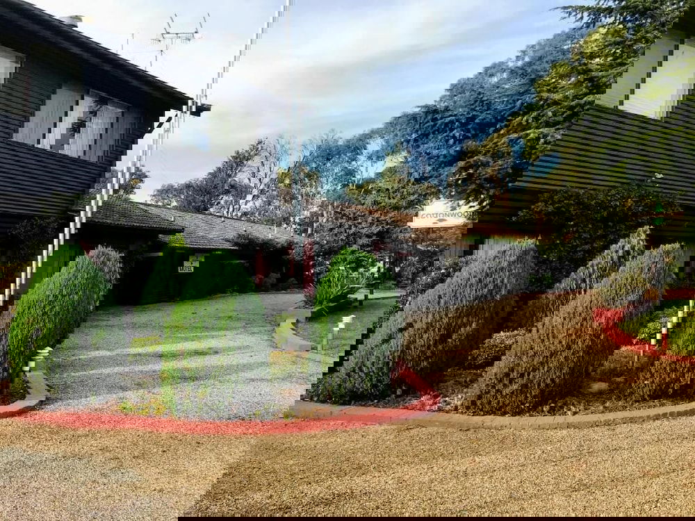 Numbla Vale NSW Stayed