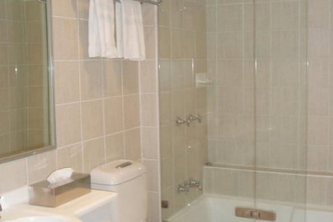 Carlyle Suites & Apartments - Stayed 5