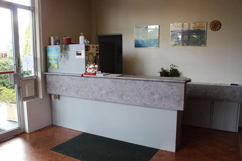 High Mountains Motor Inn - Stays Accommodation 1