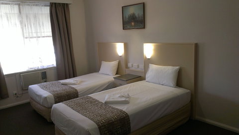 Lindy Lodge Motel - Stayed 1