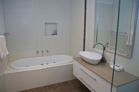 Yarra Glen Racecourse Apartments - Stayed 4