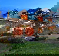 Mary Card's Coach House - Stayed