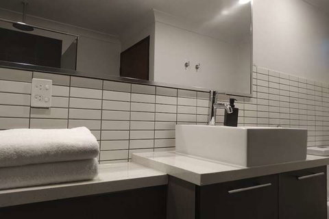 Glenelg Gateway Apartments - Stayed 7